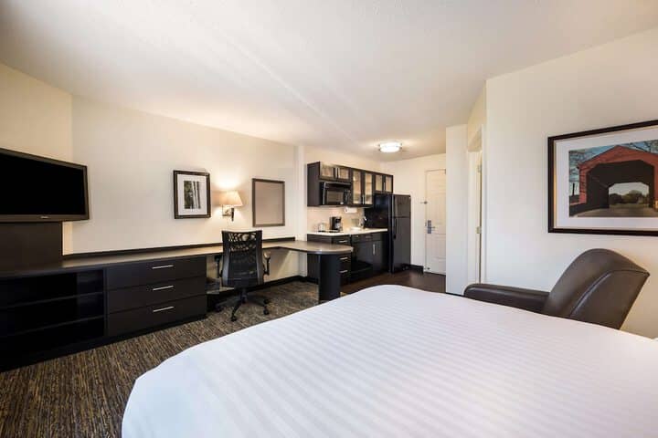 Room 5 of 21