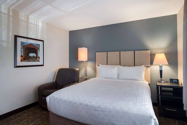 Room 8 of 21