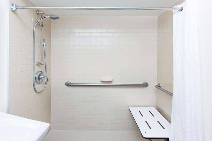 Room 15 of 21